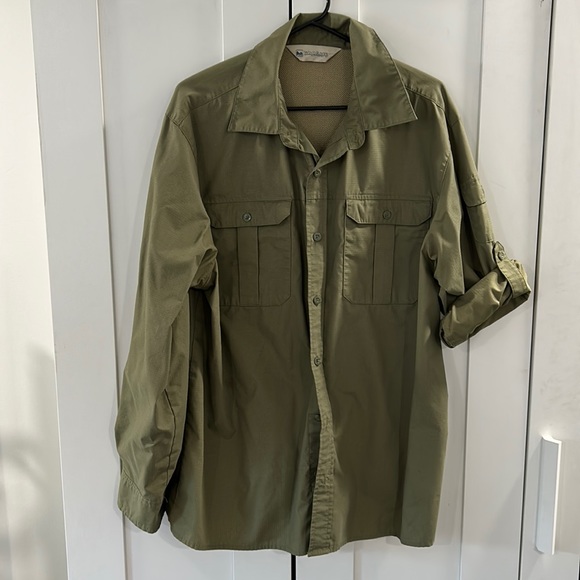 Wind River Outfitting casual button up shirt - Picture 1 of 6